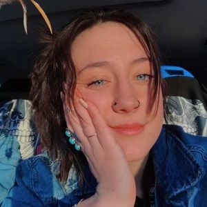 Meet your Posher, Moki